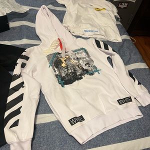 Main Label sweatshirt ,collectors item